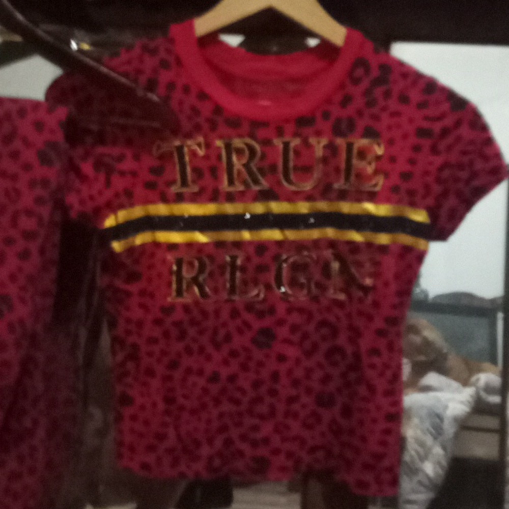 Track suits - Picture 3 of 3
